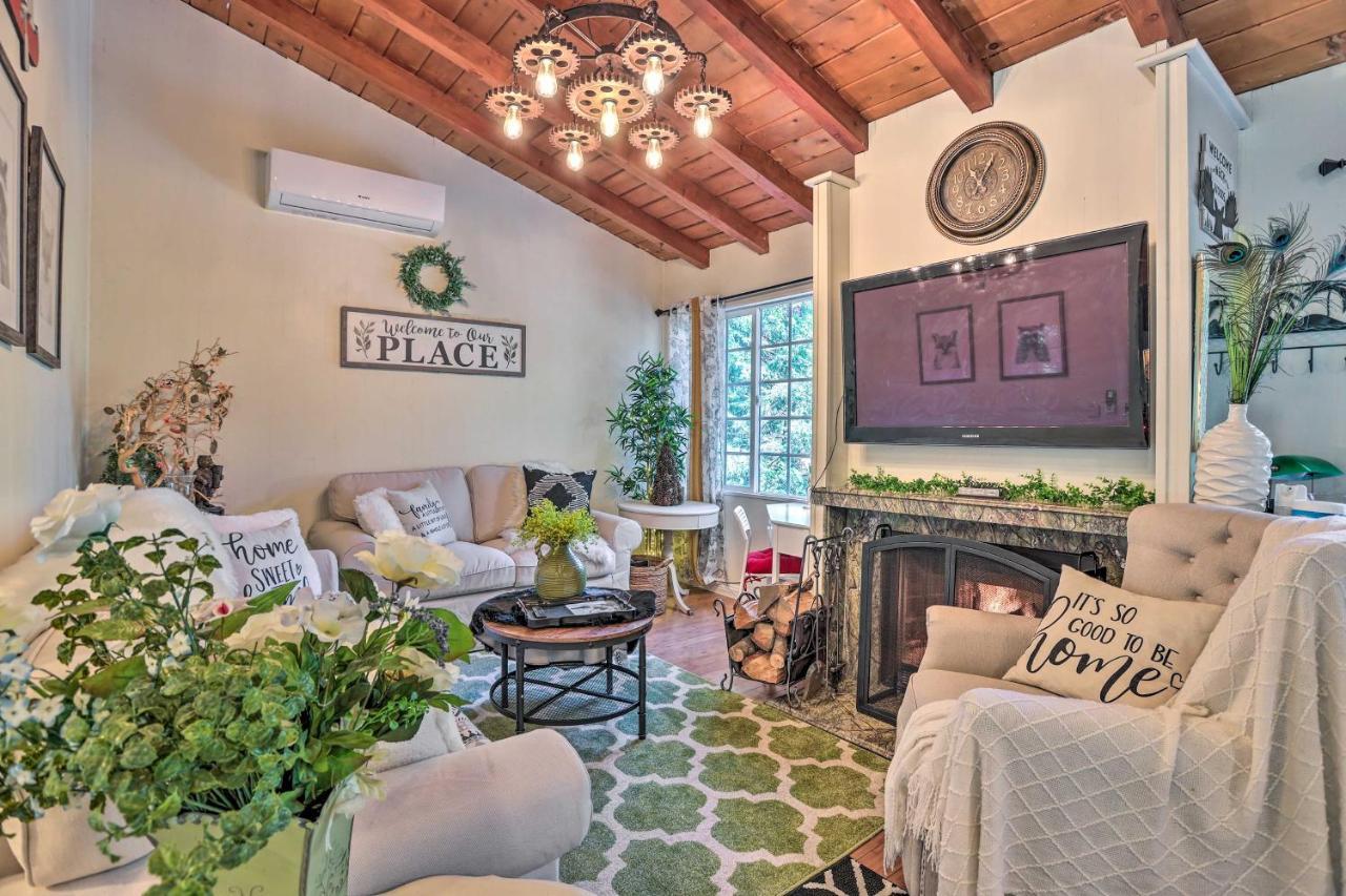 Boho Crestline Cabin, 1 Mile To Lake Gregory! エクステリア 写真